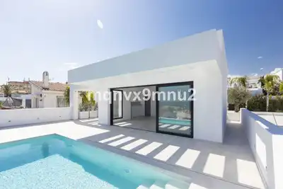 Chalet con piscina en venta en El Faro de Calaburra - Chaparral, imagen 35