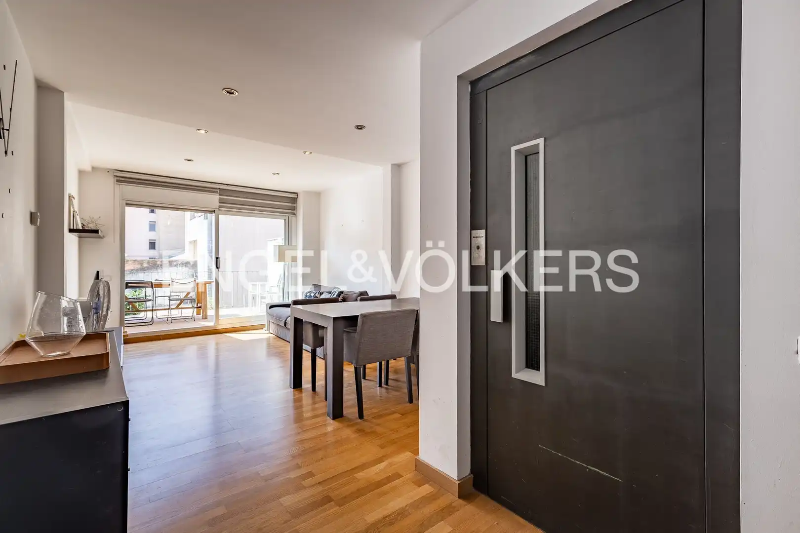 Vista exterior de Casa adosada en venta en Sabadell con Calefacción, Terraza y Balcón