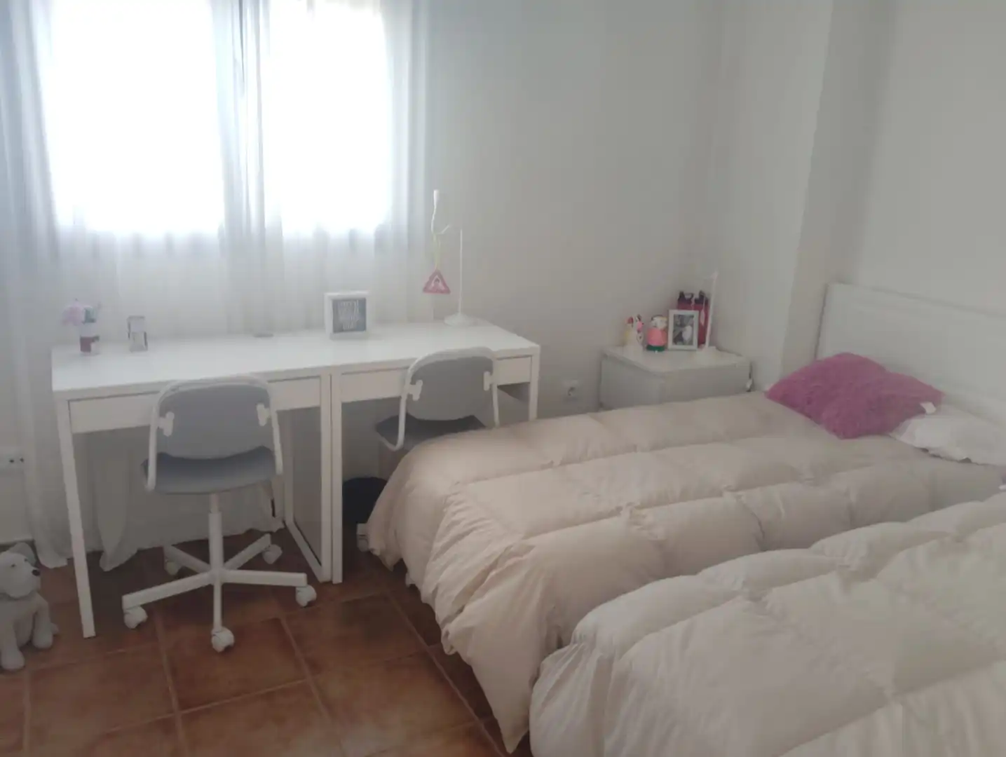 Dormitori de Casa o xalet en venda en Guillena amb Aire condicionat, Calefacció i Jardí privat