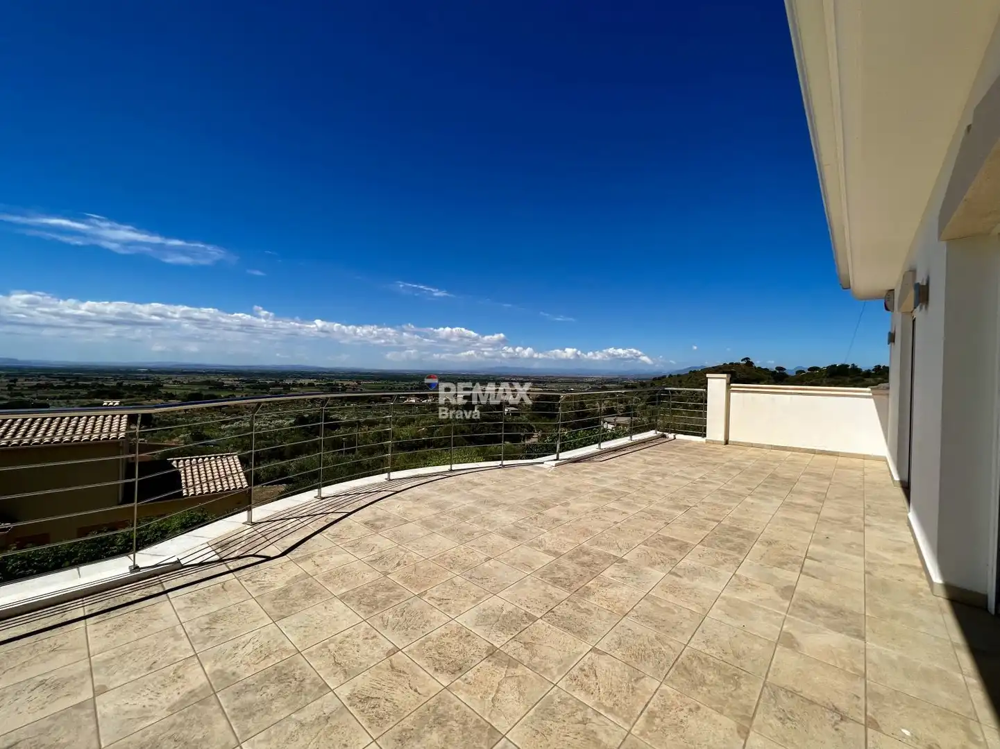 Terrassa de Casa o xalet en venda en Pau amb Aire condicionat, Jardí privat i Terrassa