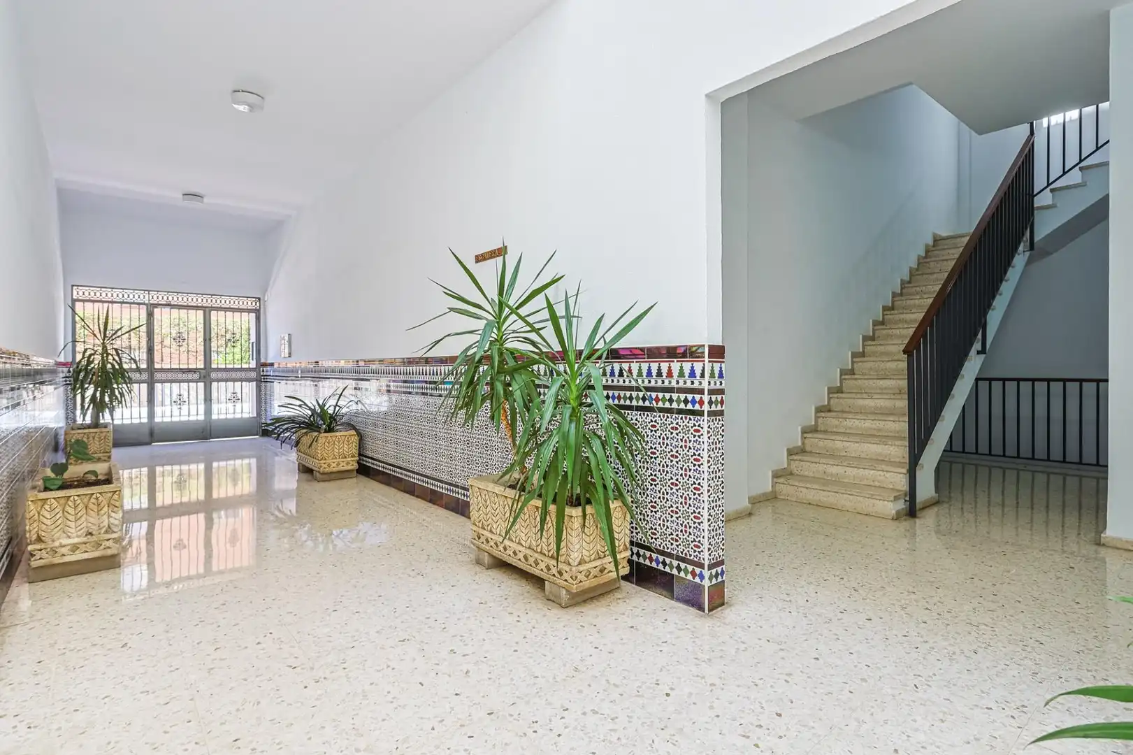Flat for sale in Sevilla  with Air Conditioner and Furnished