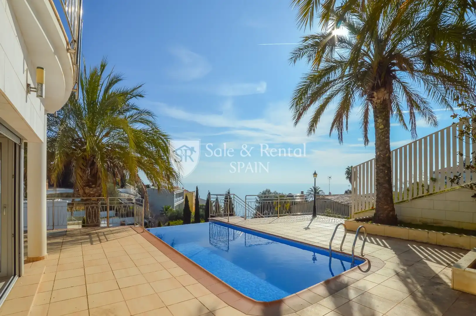 House with pool for sale in Montgoda, imagen 2