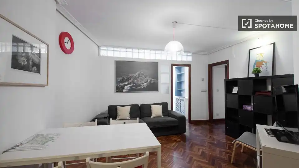 Room in Villabona