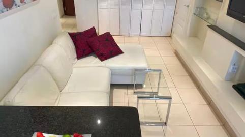 Foto 2 de Apartament en venda a El Bajondillo, Málaga