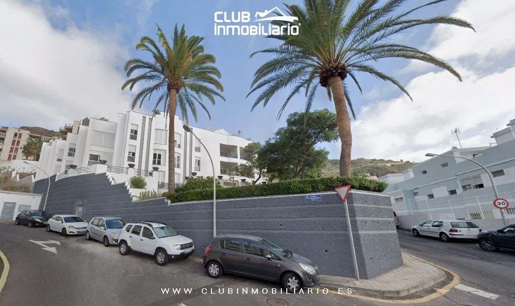 Exterior view of Flat for sale in  Santa Cruz de Tenerife Capital  with Private garden, Terrace and Balcony