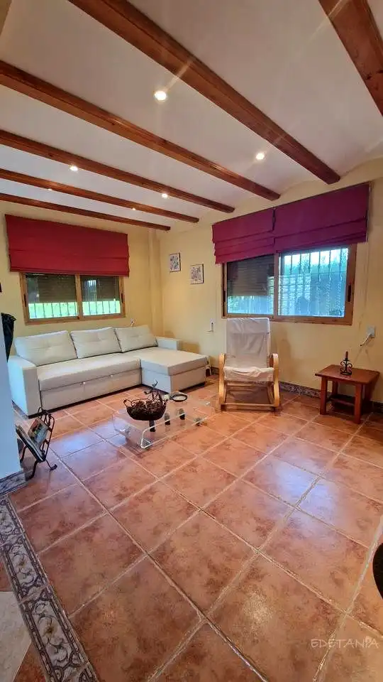 Casa o chalet de alquiler en 104, Moncada