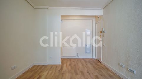 Foto 4 de Piso de alquiler en Pradolongo, Madrid Capital