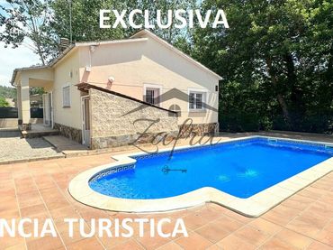 Villa con piscina in vendita a Terrafortuna - Puig Ventós