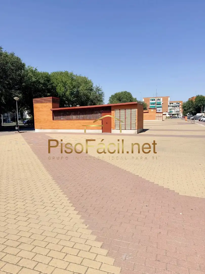 Individuel à vendre à Avenida de Juan Carlos I 9, imagen 2