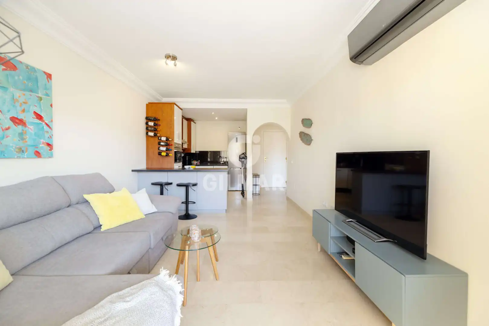 Sala d'estar de Apartament en venda en Estepona amb Piscina i Balcó