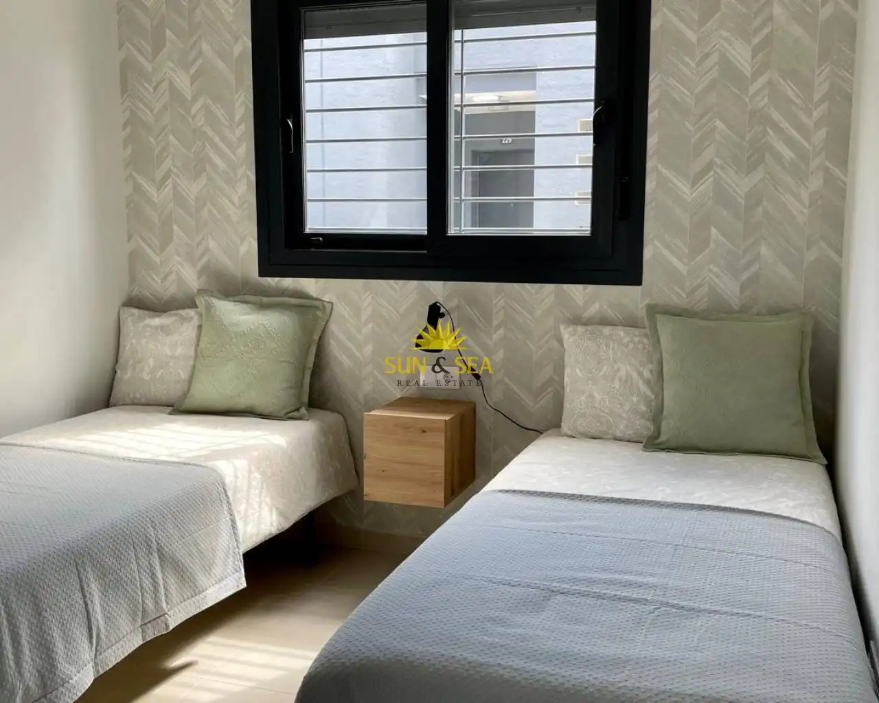 Habitación de Ático de alquiler en Orihuela con Aire acondicionado, Calefacción y Terraza