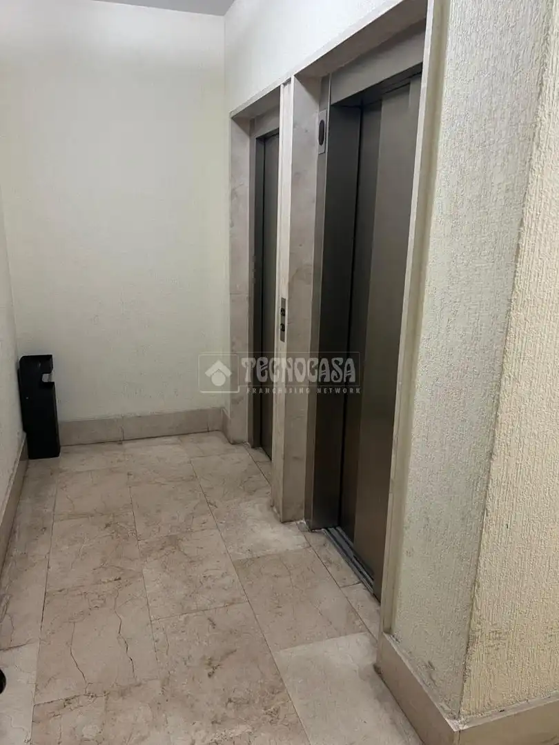 Garage for sale in Madrid