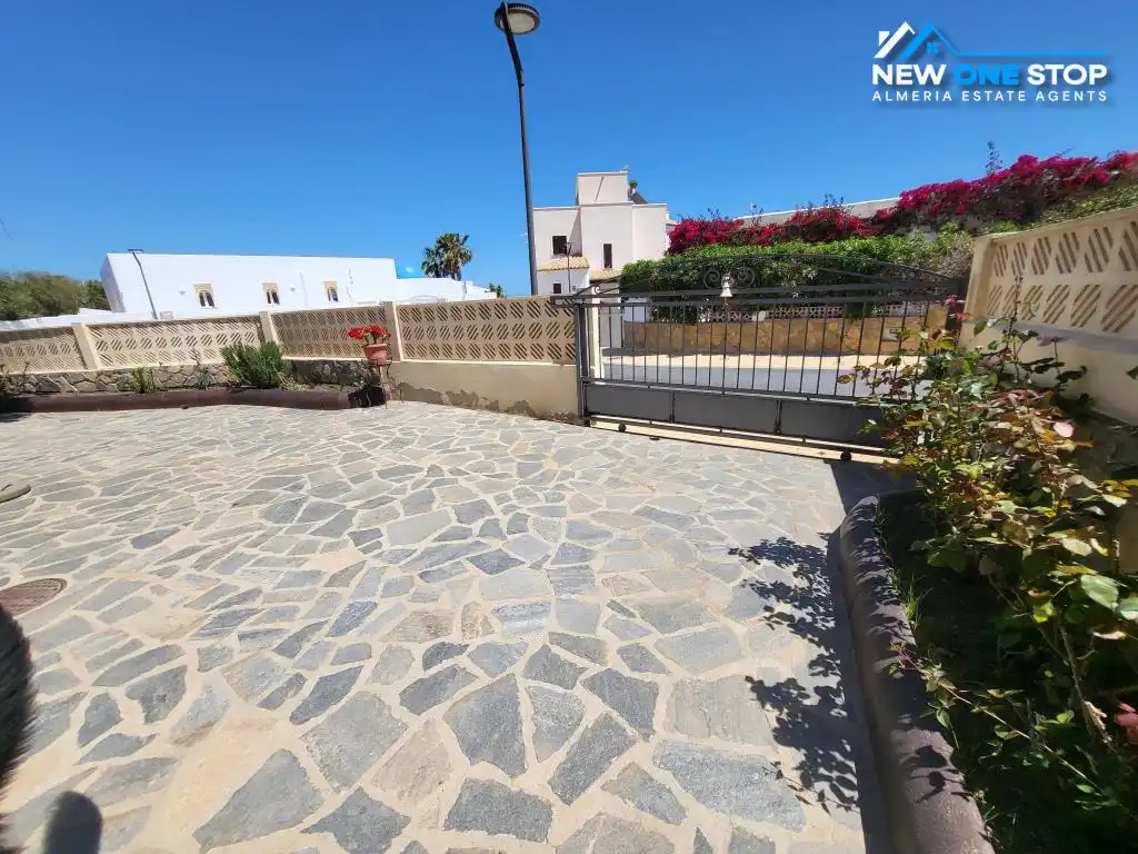 Vista exterior de Casa o chalet en venta en Mojácar con Aire acondicionado, Calefacción y Jardín privado