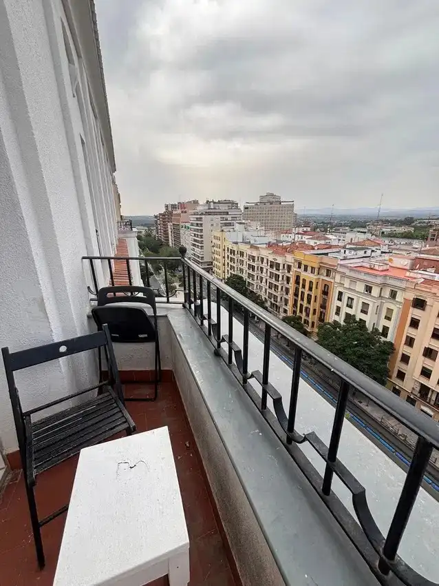 Terrassa de Pis de lloguer en Madrid amb Aire condicionat, Calefacció i Moblat
