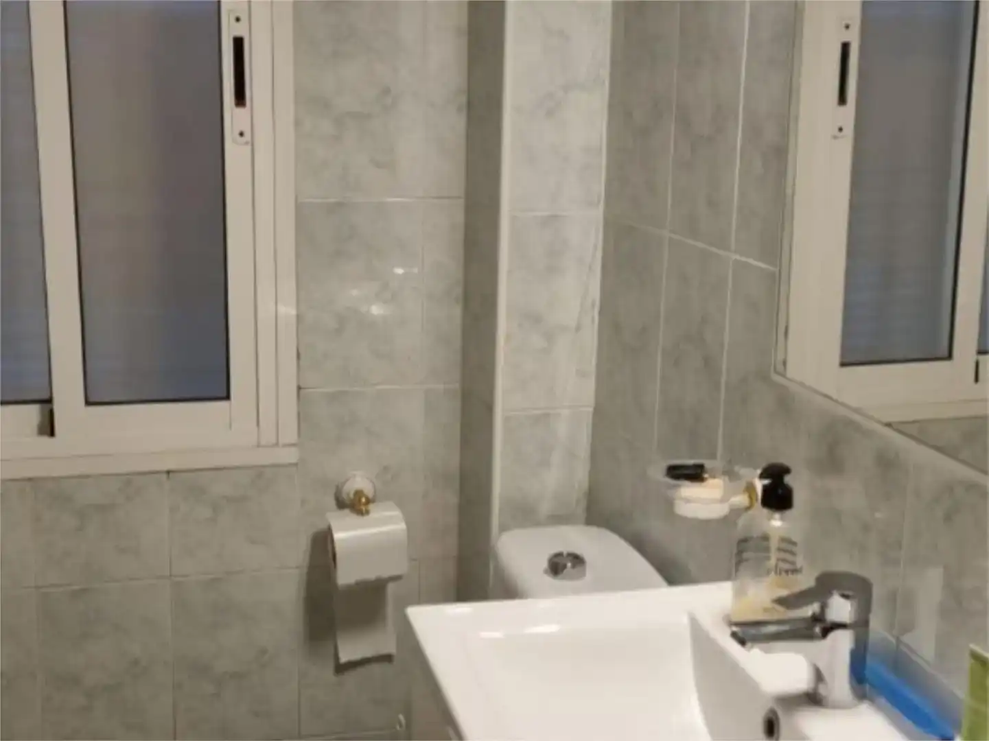Bany de Pis en venda en Aranjuez amb Aire condicionat i Balcó