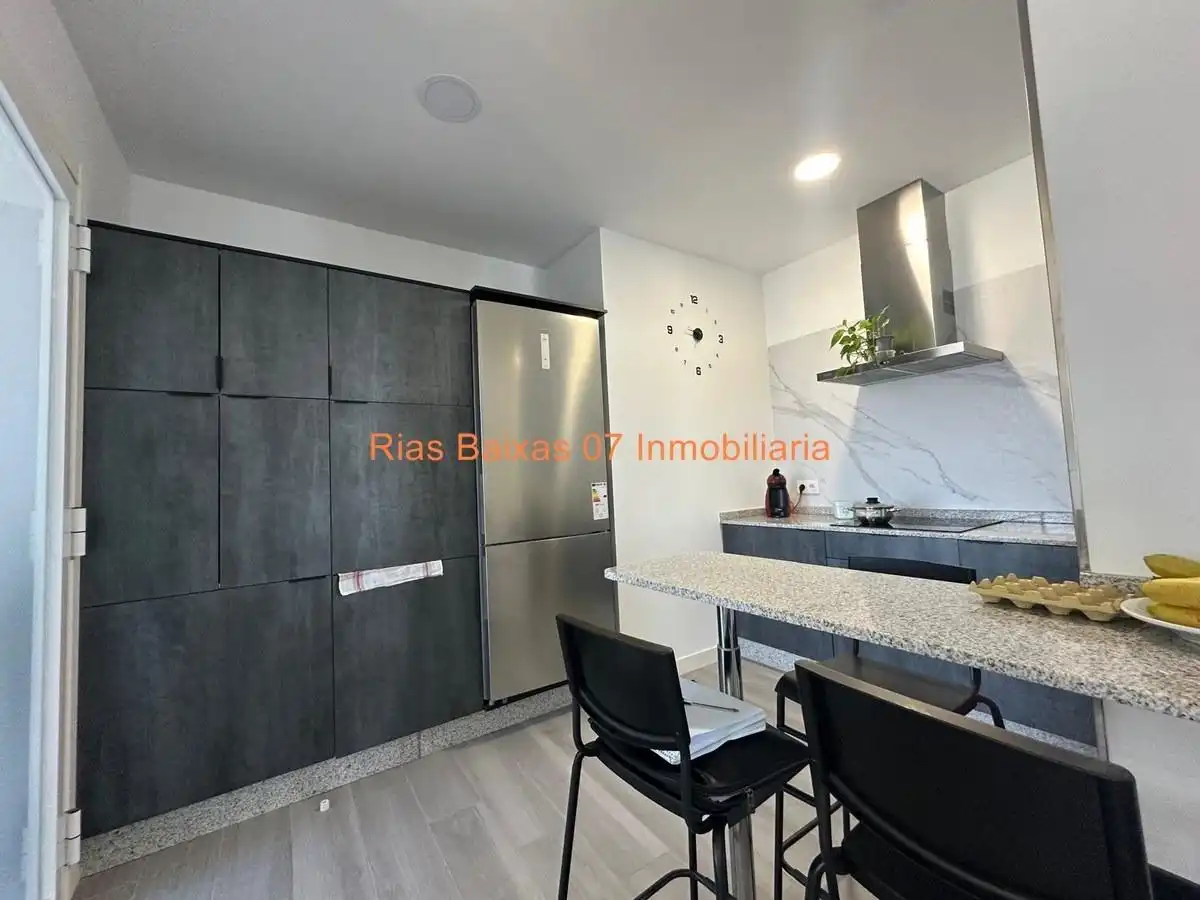 Kitchen of Flat for sale in Vigo   with Air Conditioner and Heating
