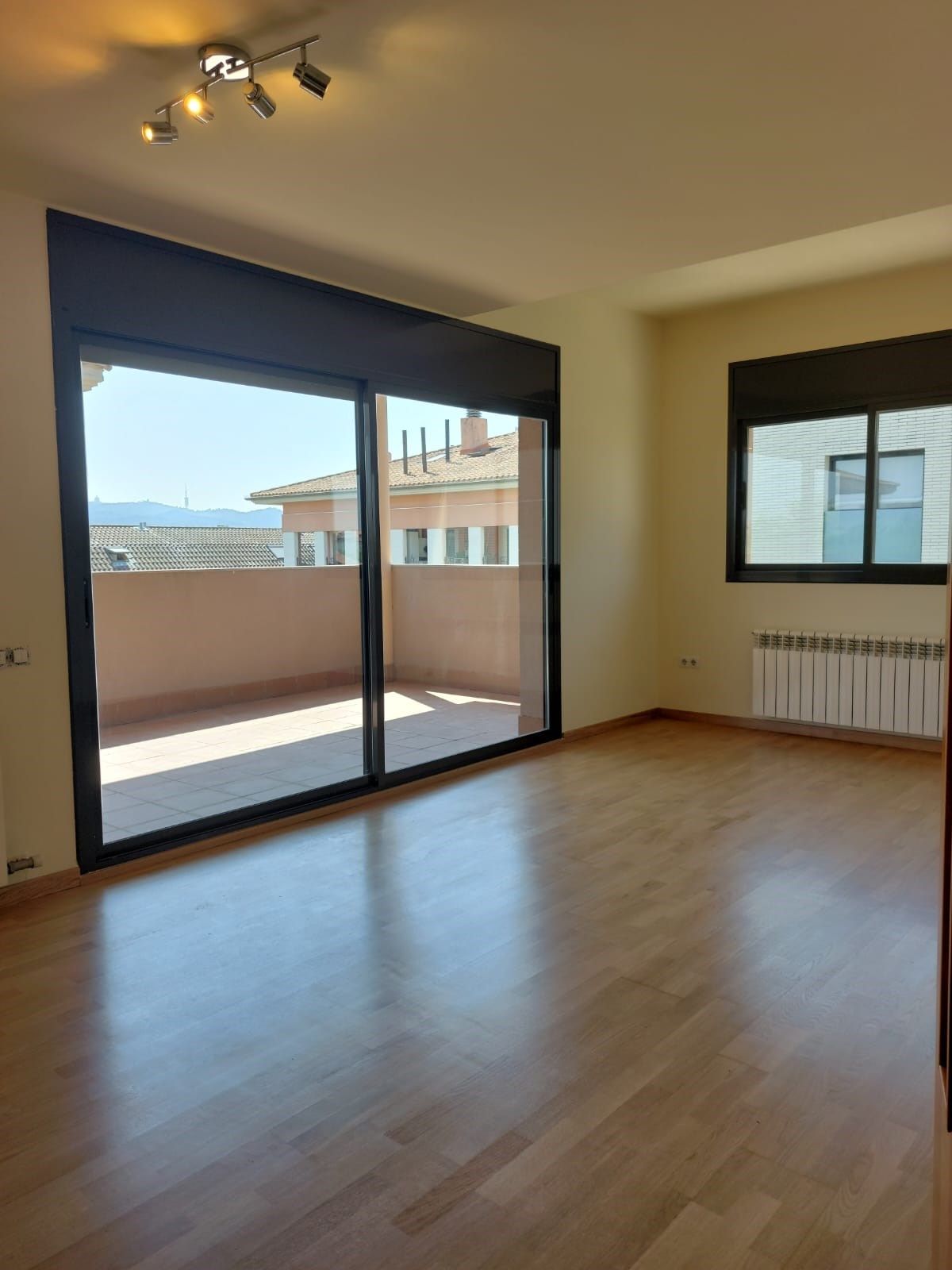 Habitación de Ático de alquiler en Sant Cugat del Vallès con Aire acondicionado, Calefacción y Terraza