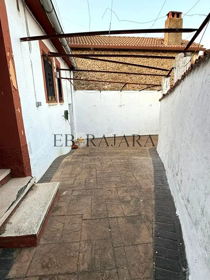 Terrassa de Casa o xalet en venda en Cervera de los Montes amb Aire condicionat, Jardí privat i Terrassa