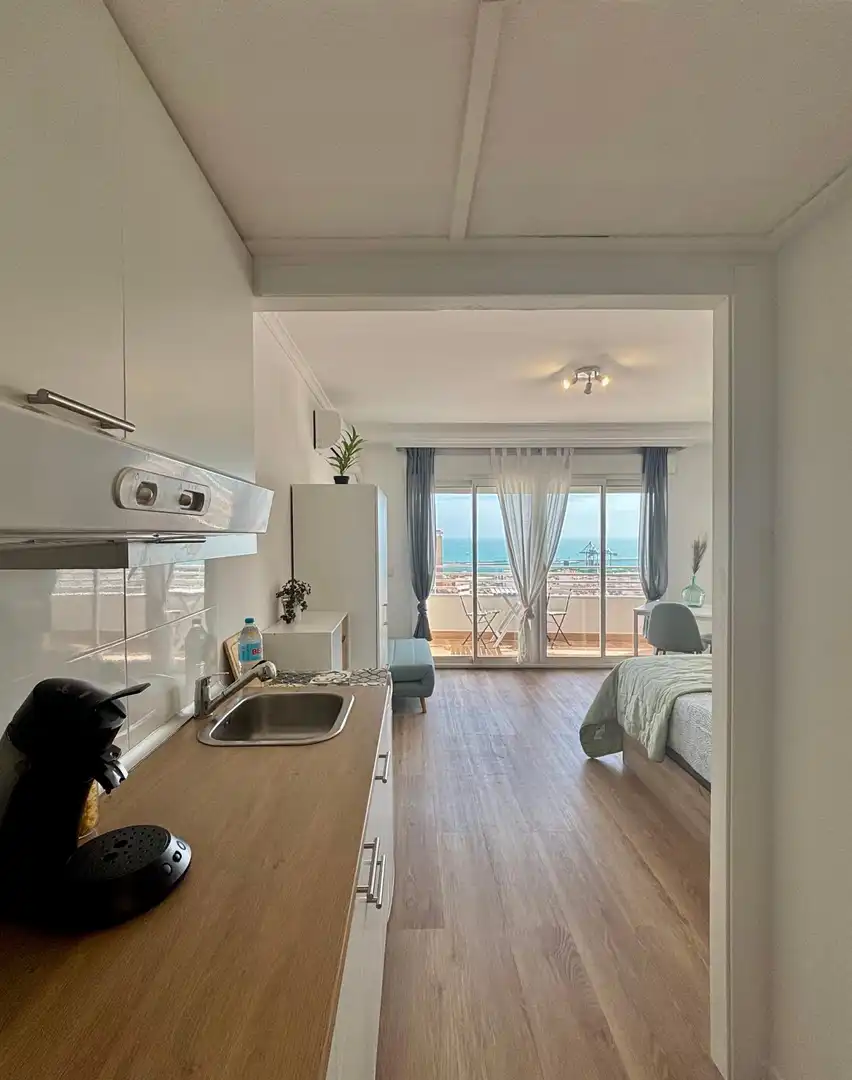 Dormitori de Apartament en venda en Alicante / Alacant amb Aire condicionat i Terrassa
