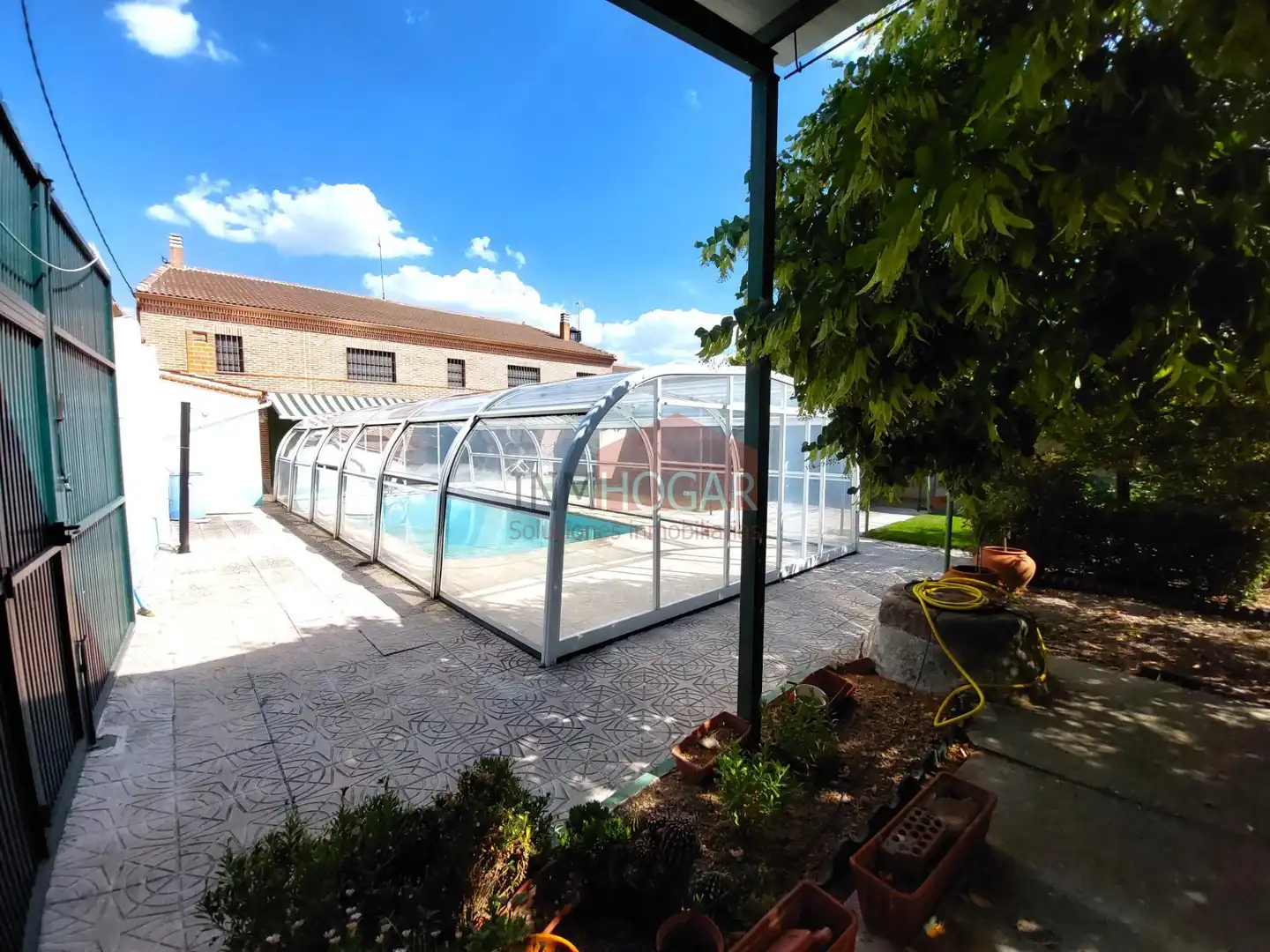 Swimming pool of Houses for sale in Gutierre-Muñoz  with Heating, Private garden and Storage room