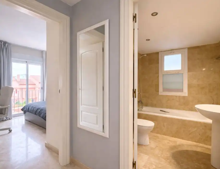 Piso con terraza en venta en El Faro de Calaburra - Chaparral, imagen 12