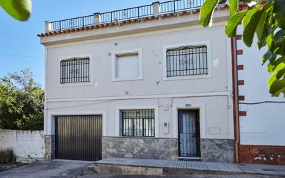 Vista exterior de Casa o xalet en venda en Villafranca de Córdoba amb Aire condicionat, Parquet i Terrassa