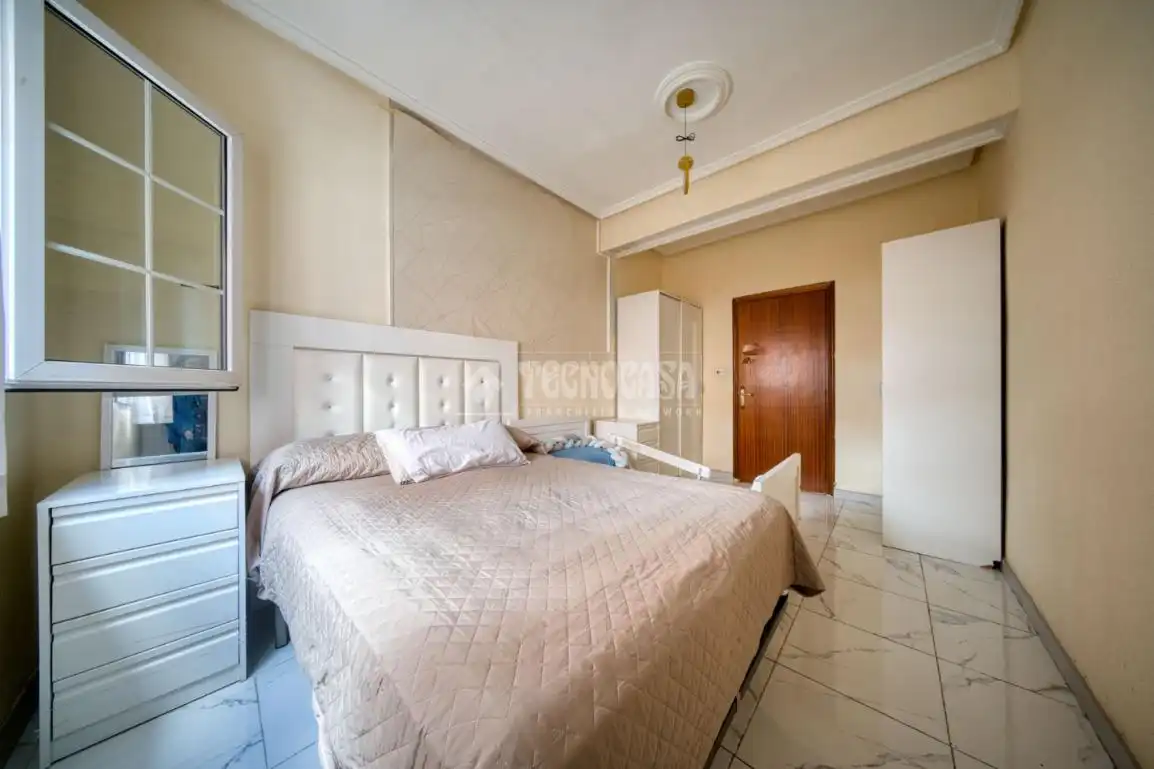 Bedroom of Flat for sale in Valladolid