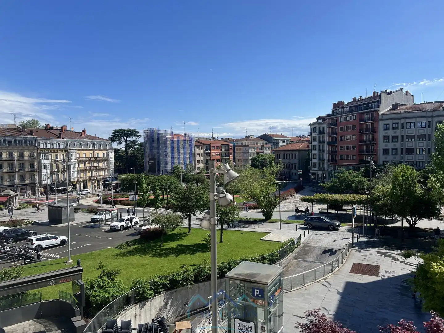 Vista exterior de Piso en venta en Irun  con Calefacción y Trastero