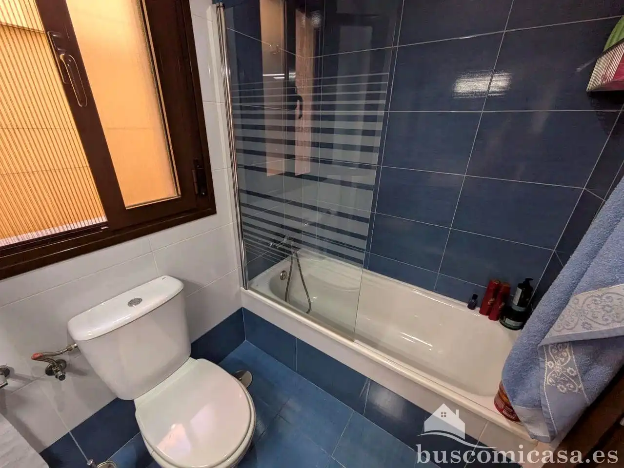 Bathroom of Flat for rent in Linares  with Air Conditioner, Terrace and Furnished