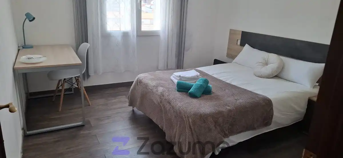Bedroom of Flat for share in Béjar  with Heating, Parquet flooring and Furnished