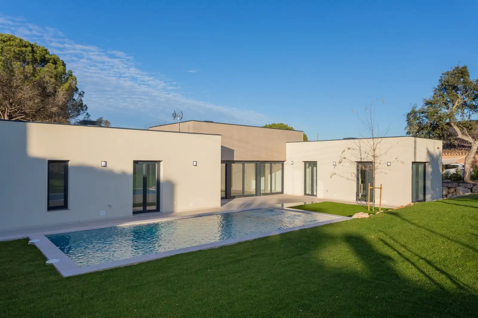 Vista exterior de Casa o chalet en venta en Llagostera con Aire acondicionado, Terraza y Trastero