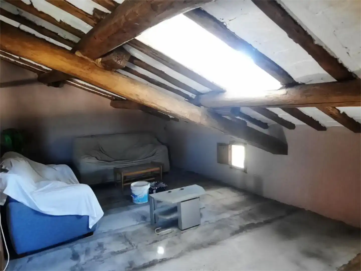 Pis en venda en Arenzana de Abajo amb Moblat i Balcó