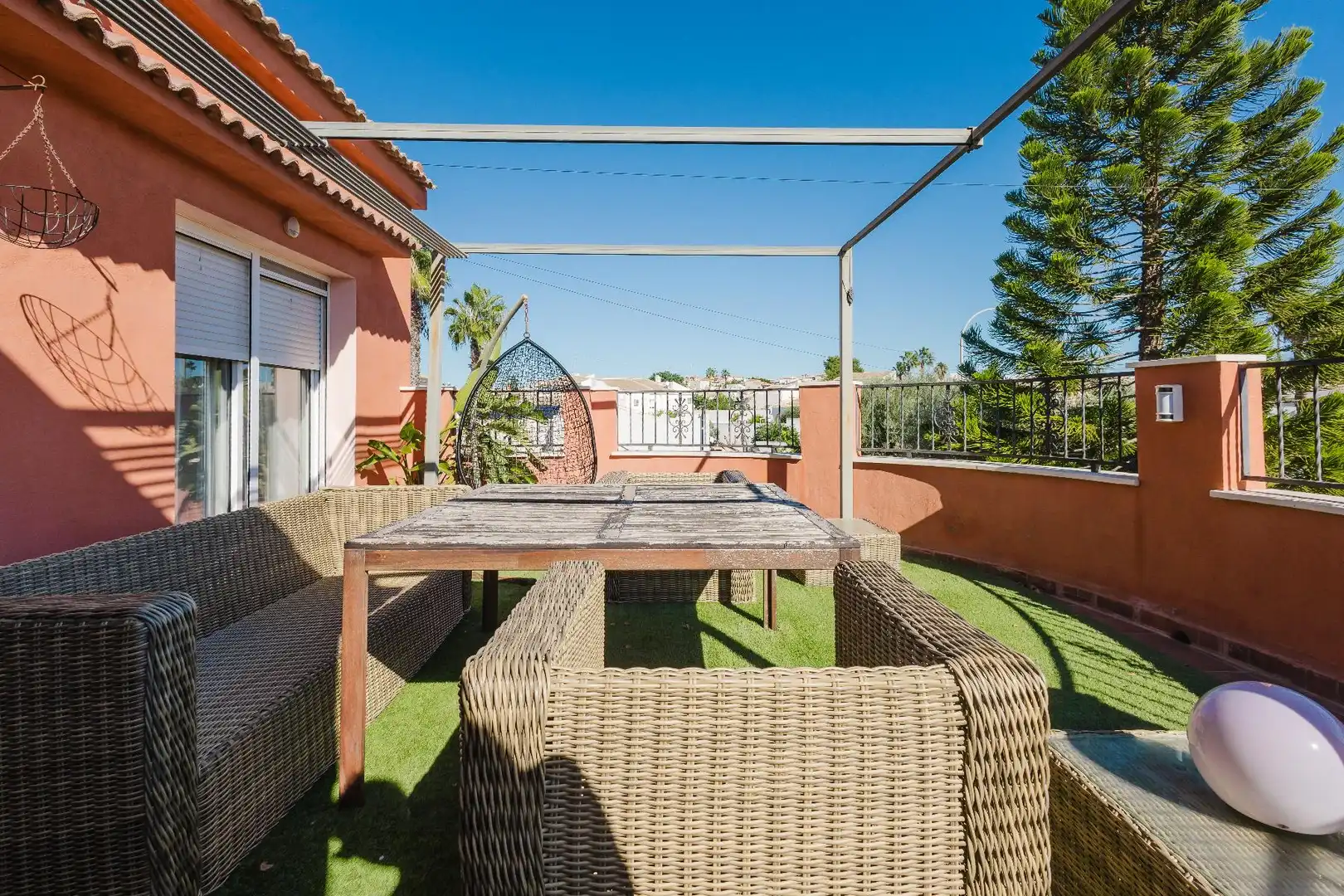 Terraza de Casa o chalet en venta en Torrevieja con Terraza, Piscina y Amueblado