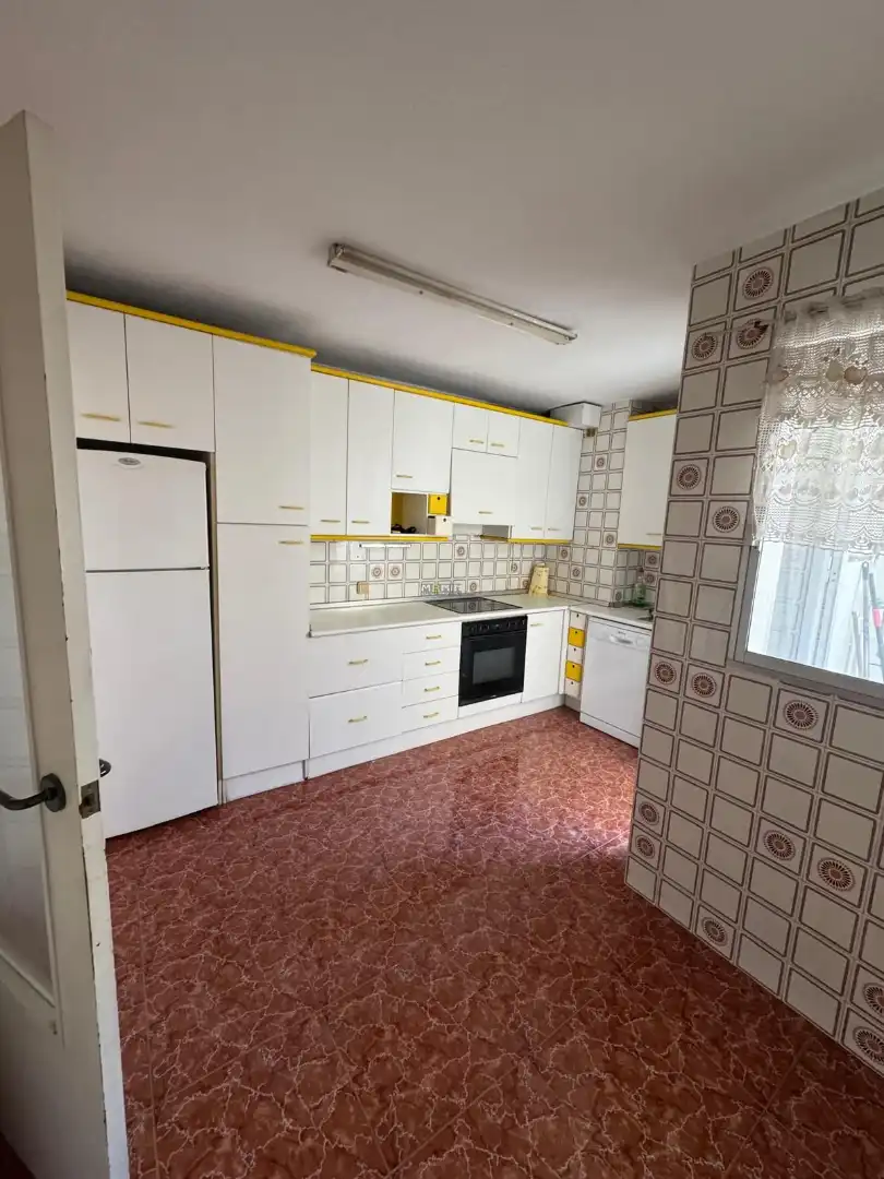 Cocina de Piso en venta en Murcia con Parquet, Trastero y Horno