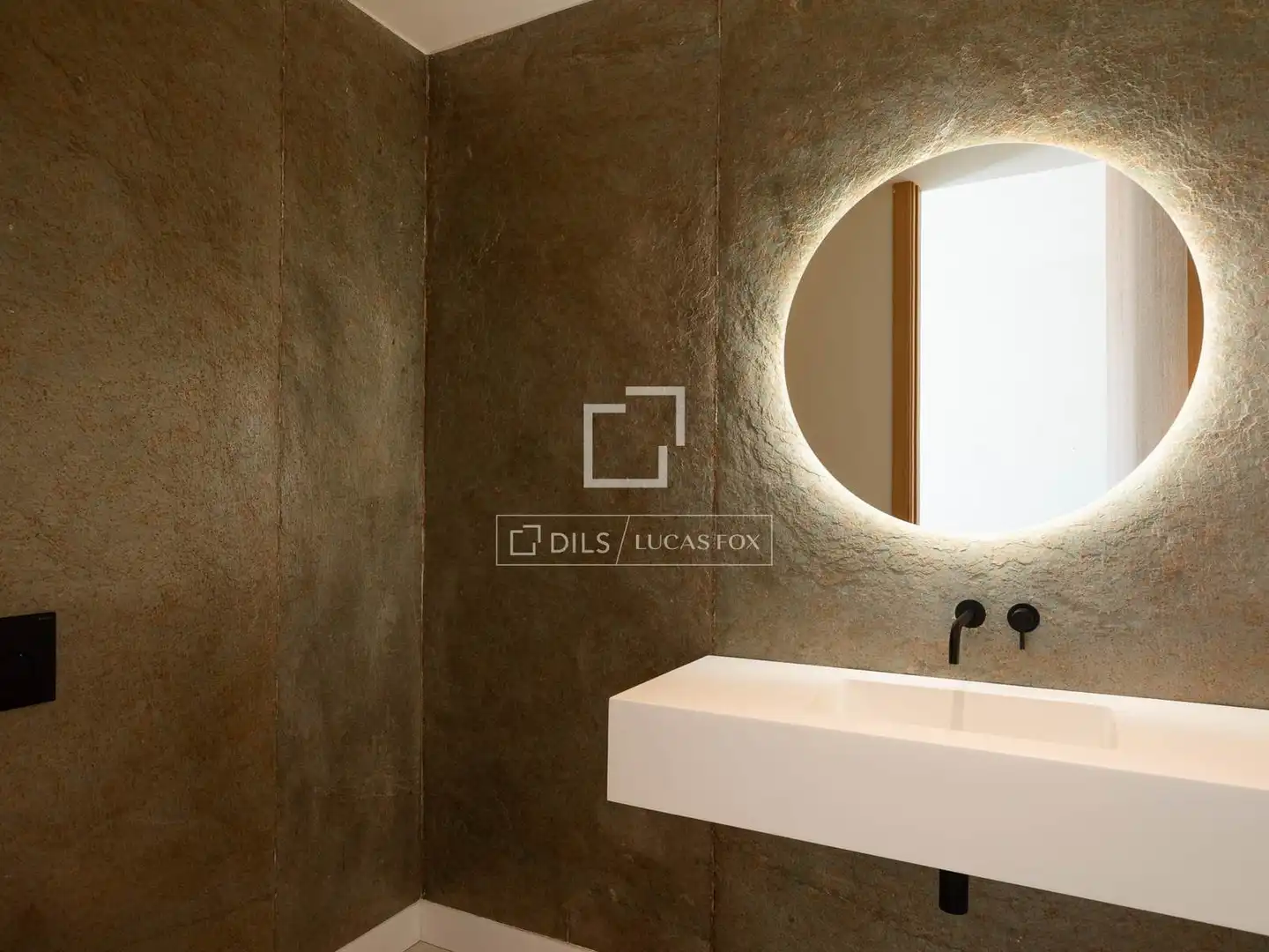 Baño de Casa o chalet en venta en Santa Eulària des Riu con Aire acondicionado, Jardín privado y Terraza