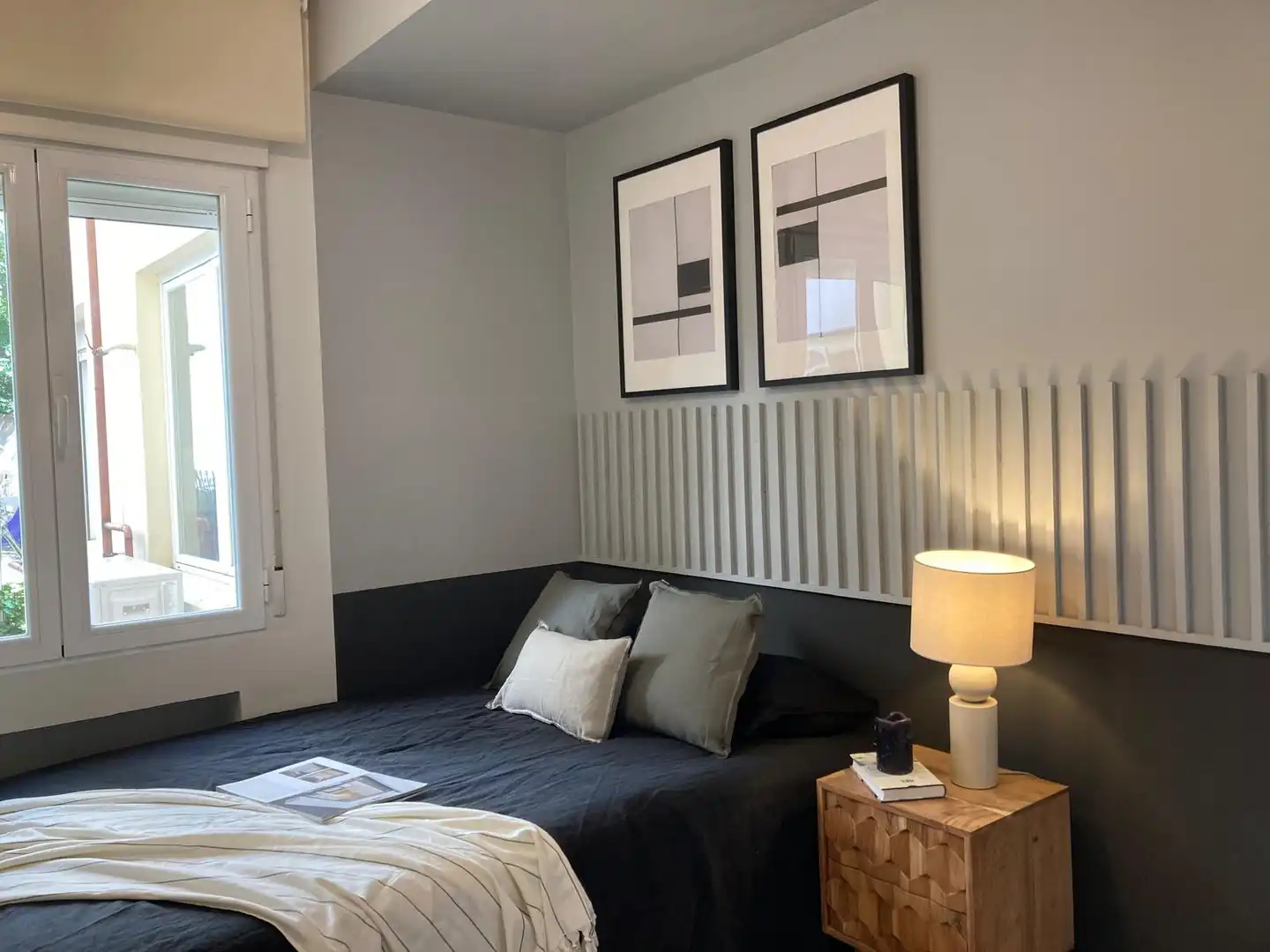 Dormitori de Apartament de lloguer en Madrid amb Aire condicionat, Calefacció i Moblat