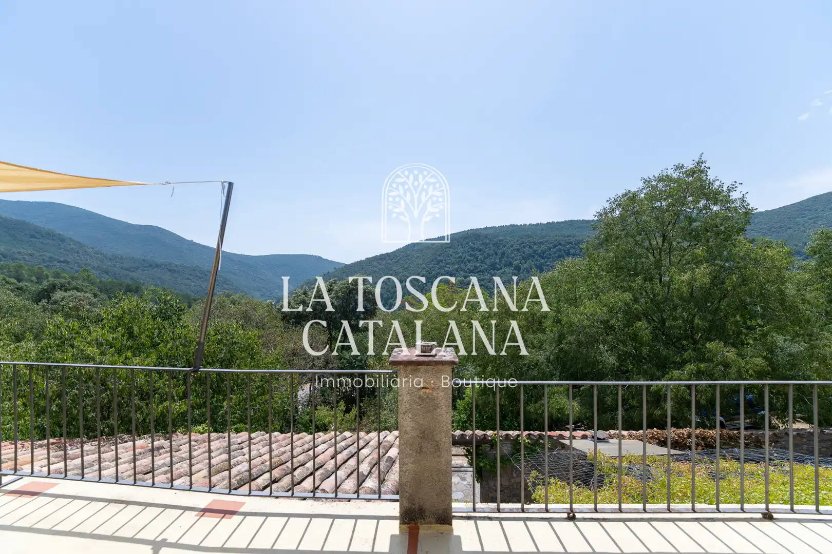 Terraza de Finca rústica en venta en Sales de Llierca con Aire acondicionado, Calefacción y Jardín privado