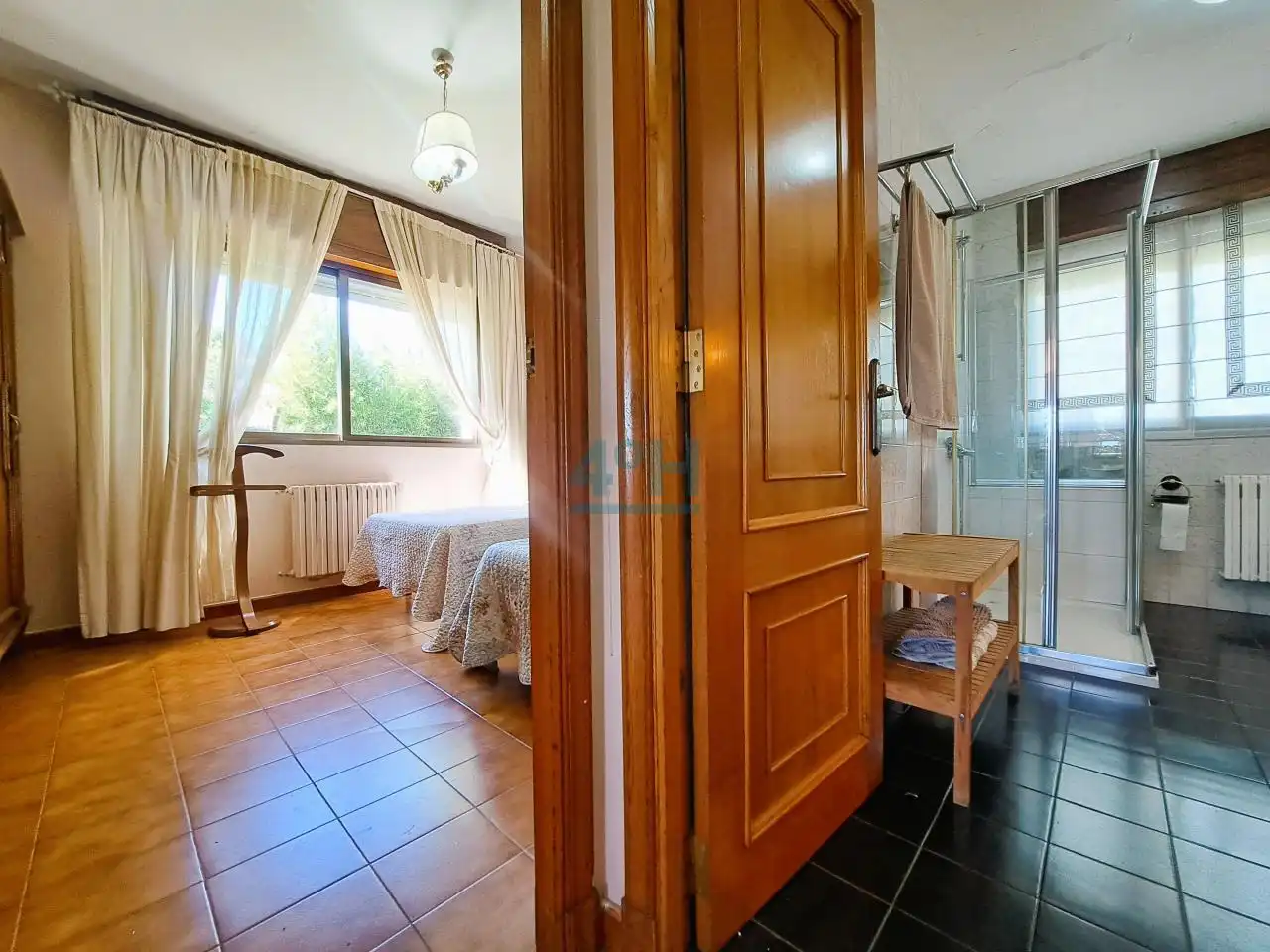 Dormitori de Casa o xalet en venda en San Cibrao das Viñas amb Calefacció, Jardí privat i Terrassa