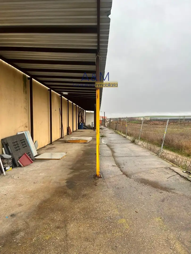 Industrial building for sale in Cerezo, imagen 14