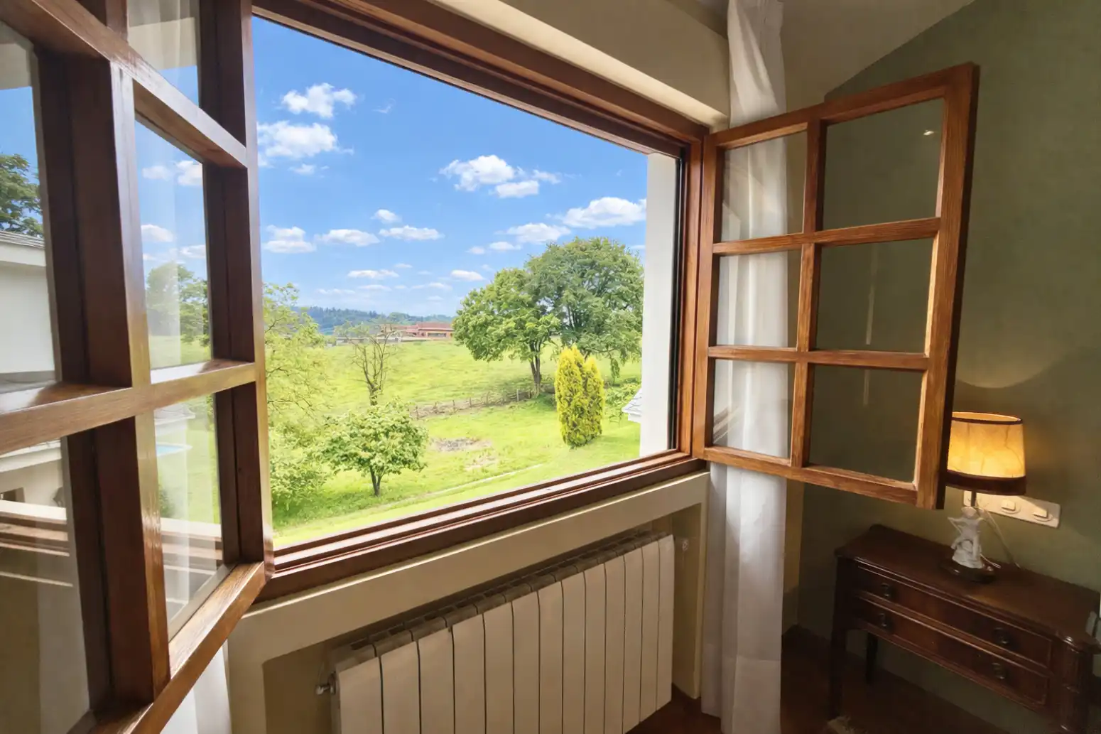 Garden of Houses for sale in Sariego  with Heating, Private garden and Parquet flooring