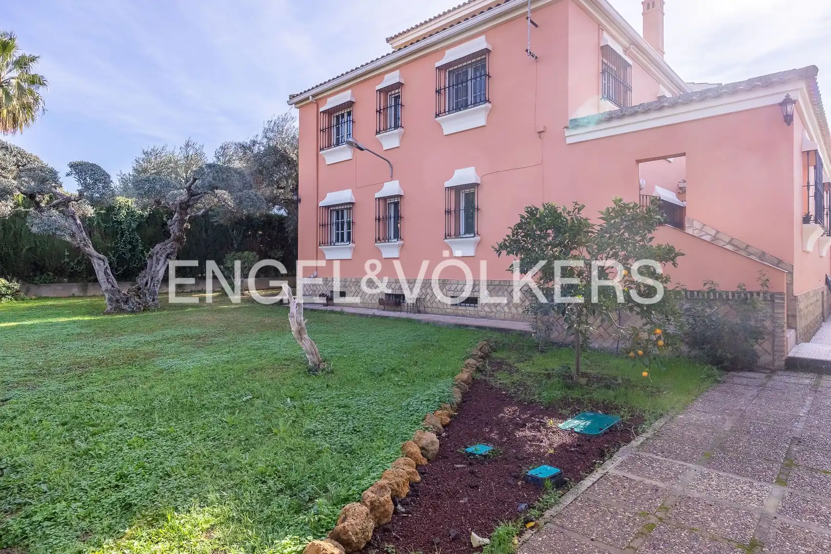 Casa con terraza en venta en Cerros de Montequinto, imagen 5