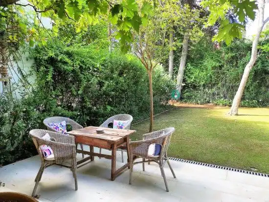 Terraza de Casa adosada de alquiler en Sotogrande con Aire acondicionado, Jardín privado y Terraza