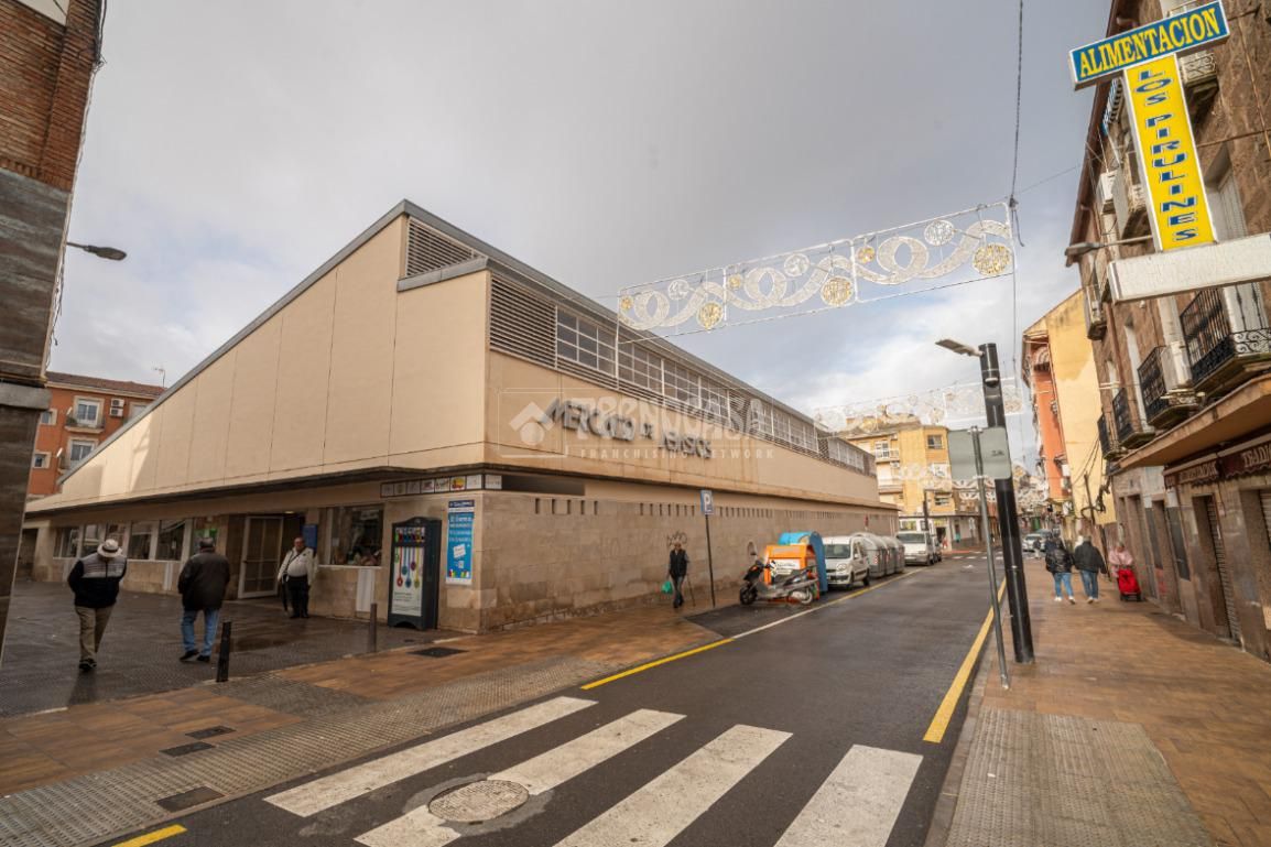 Exterior view of Flat for sale in Linares  with Air Conditioner and Terrace