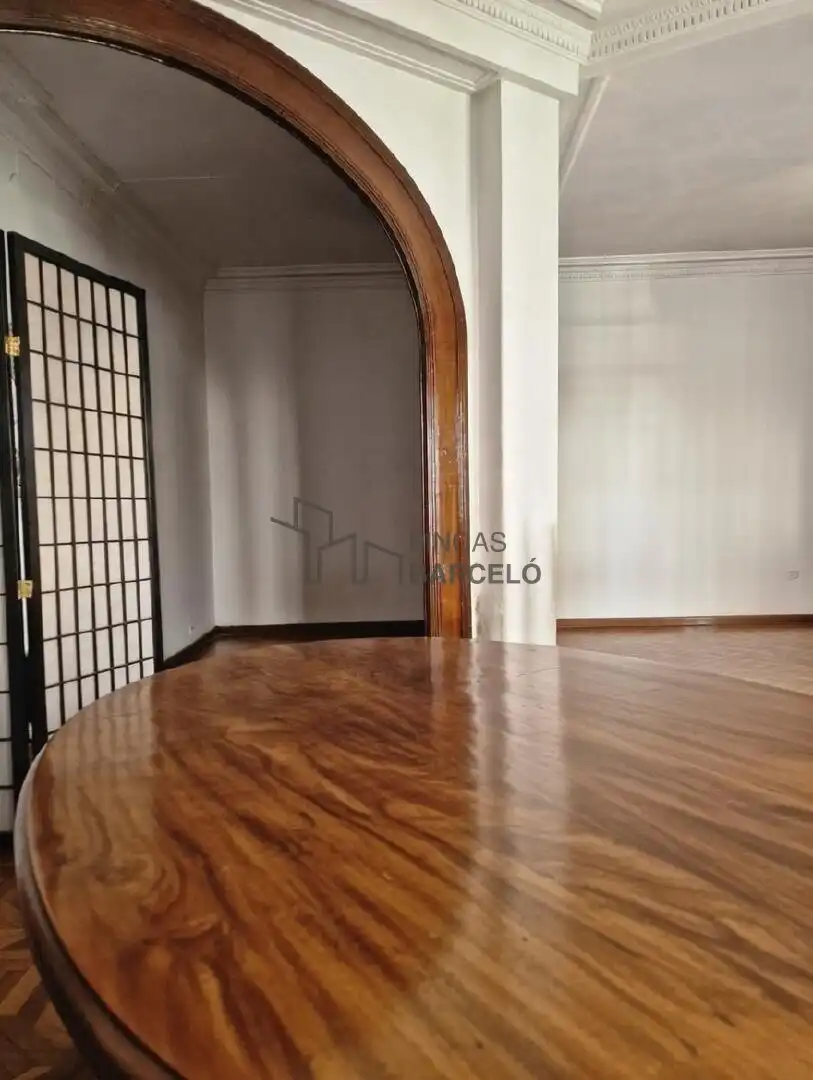 Flat for sale in Paseo Constitución - Las Damas