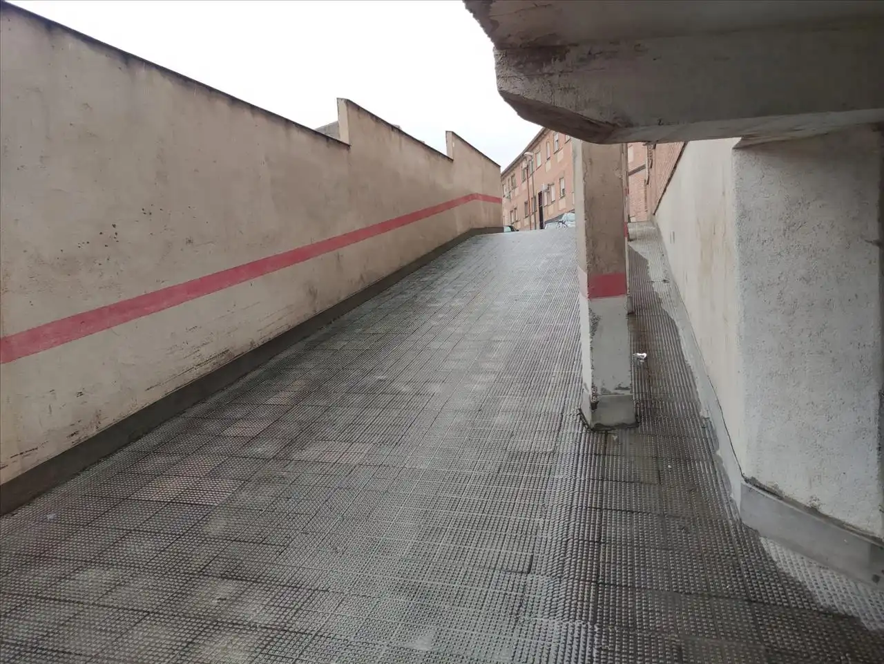 Aparcament amb ascensor en venda a Alamillo, imagen 2