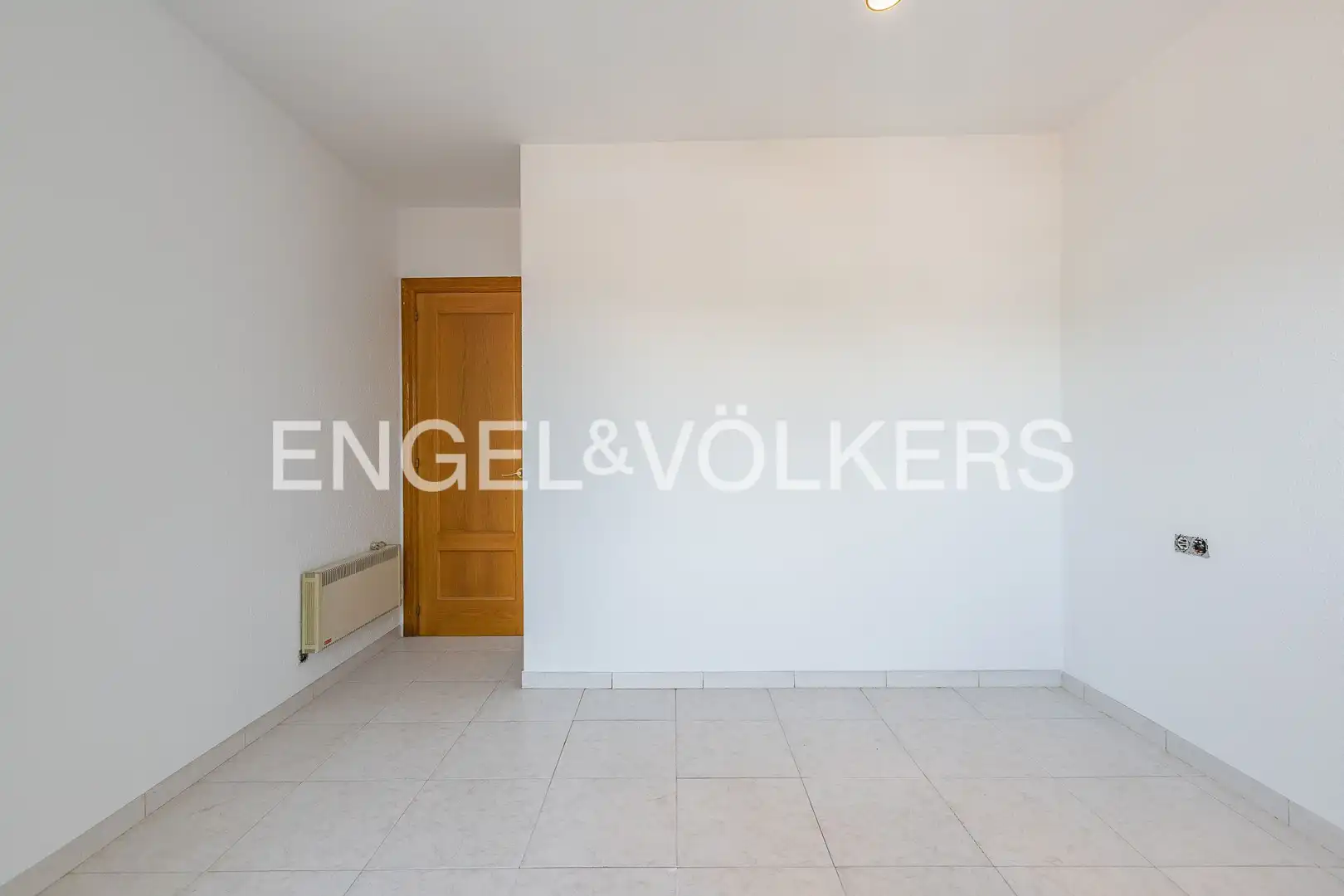 Dúplex en venta en Palau-solità i Plegamans con Calefacción, Terraza y Balcón
