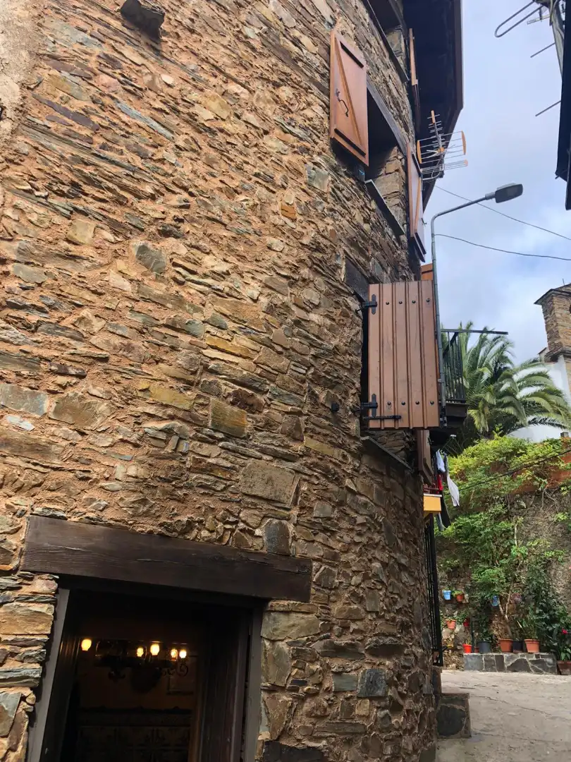 Vista exterior de Finca rústica en venda en Ladrillar amb Moblat