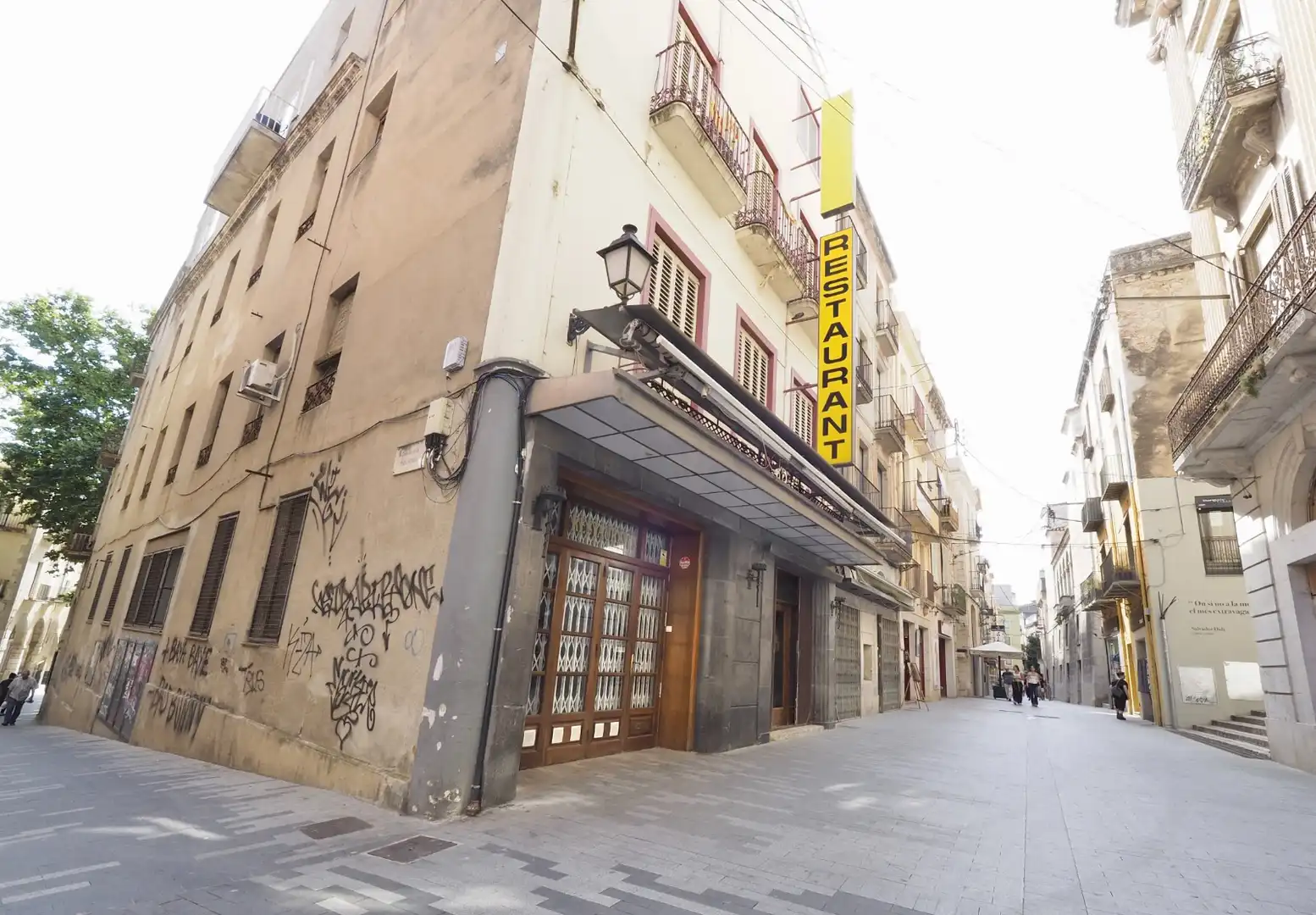 Local de alquiler en Figueres con Aire acondicionado, Terraza y Amueblado