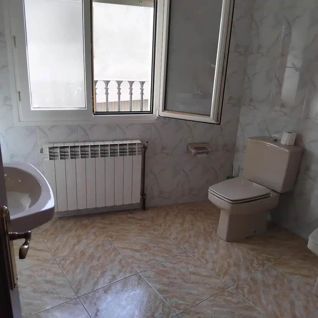 Bathroom of Houses for sale in Anglesola  with Terrace, Storage room and Balcony
