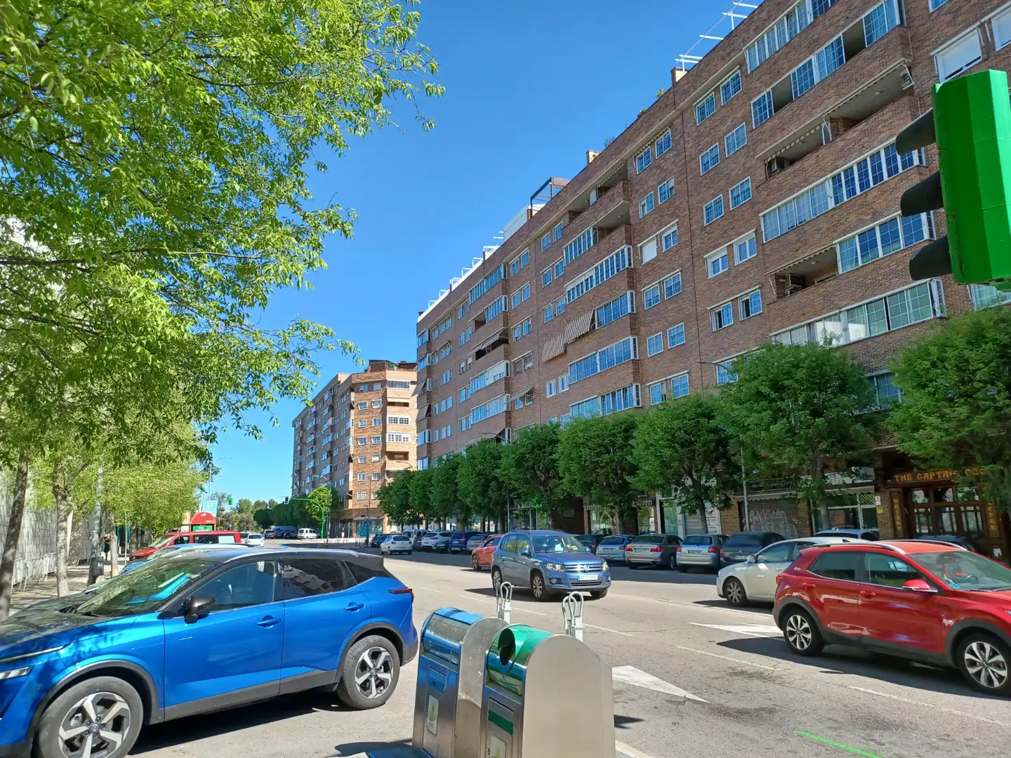 Local en traspaso en El Barral Ferial